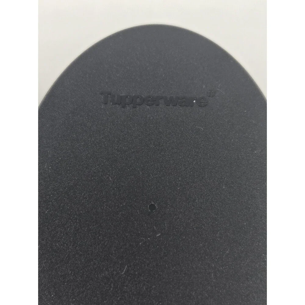 TUPPERWARE FOOD STORAGE BUNDLE SALT PEPPER SPICE CONTAINER BLACK SET OF 5 SHAKER